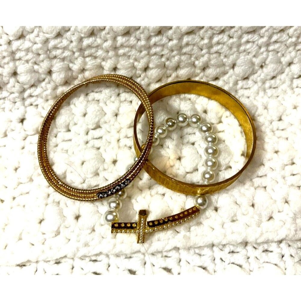 Set of 3 Golden Rhinestone Faux Pearl Cross Stackable Layered Bangle Bracelets - Picture 3 of 4